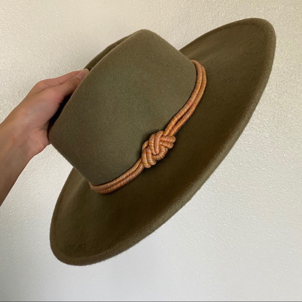 {SOLD} Anthropologie 100% Wool Hat Olive Green